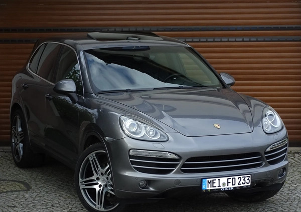 Porsche Cayenne cena 67700 przebieg: 221900, rok produkcji 2011 z Kałuszyn małe 742